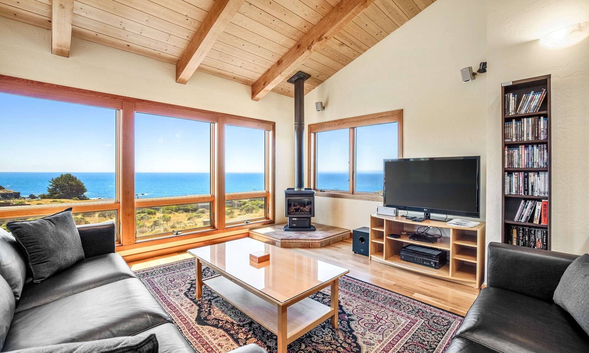 Sea Ranch House | Ocean-view home with private hot tub near Pebble Beach