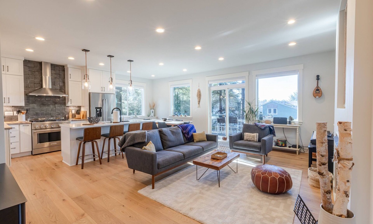 Tolovana Park House | Ocean-View Retreat w/Private 3rd-Floor Primary Suite, EV Charger Near Tolovana Beach