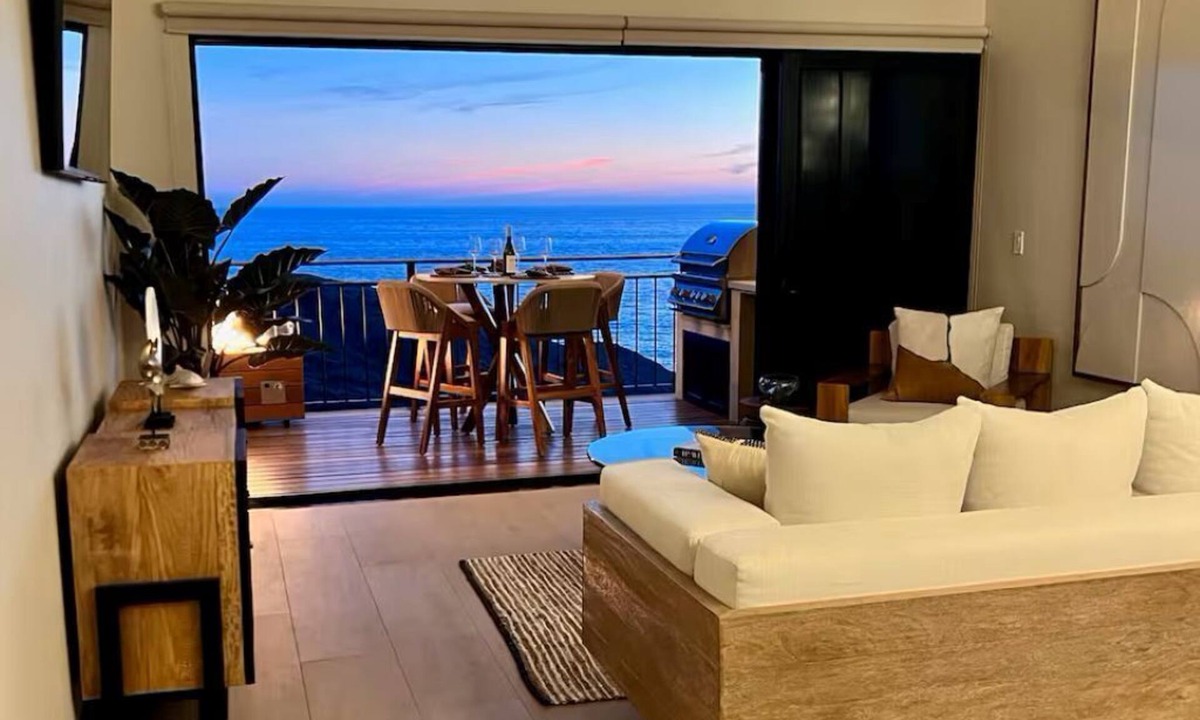 Cerritos Condo | Oceanfront Luxury Boutique Villa-Pool, Spas, Fitness, Yoga-Casa Luxe at Cerritos