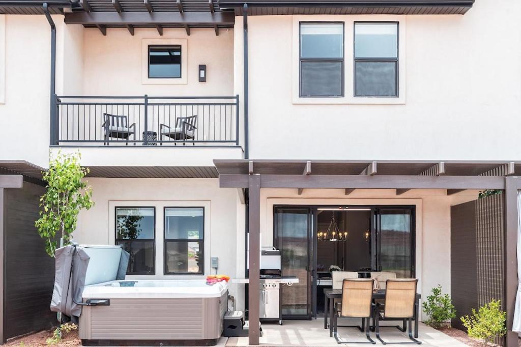 Santa Clara House | Ocotillo Springs 2 Includes a Private Hot Tub