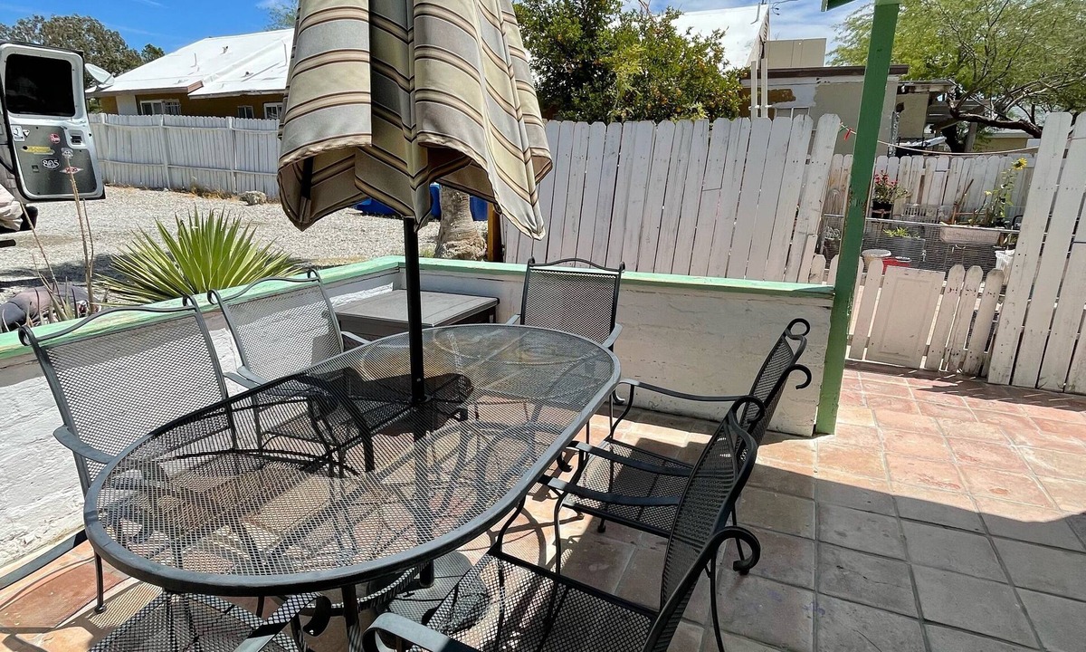 Desert Hot Springs Cottage | One Bedroom With Patio