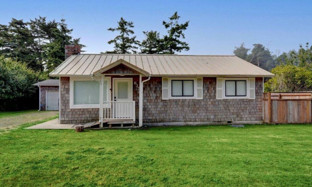 Port Orford Cabin | Oregon Coast, Port Orford, Cabin - Walk to Beaches