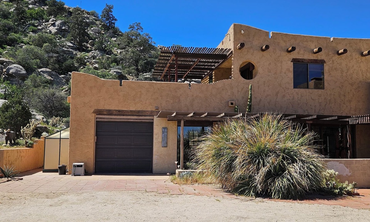 Pinyon Crest House | Palm Desert Area Secluded Mountain Home Above Coachella Valley