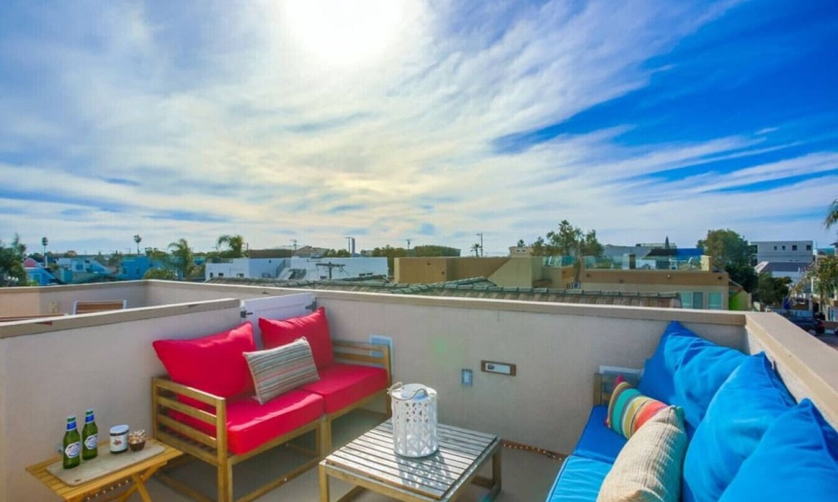 Mission Beach Villa | Paradise Isle in Mission Beach with A/C!