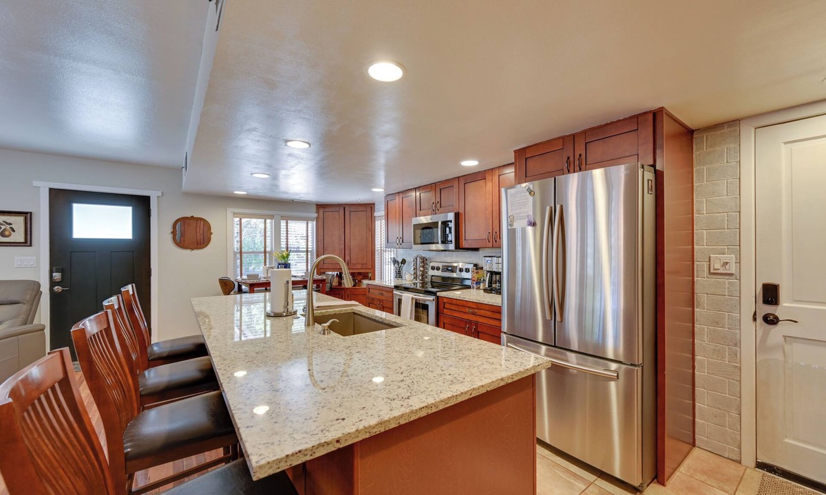 Payson Cottage | Peaceful Deck + Fire Pit: Payson Home!
