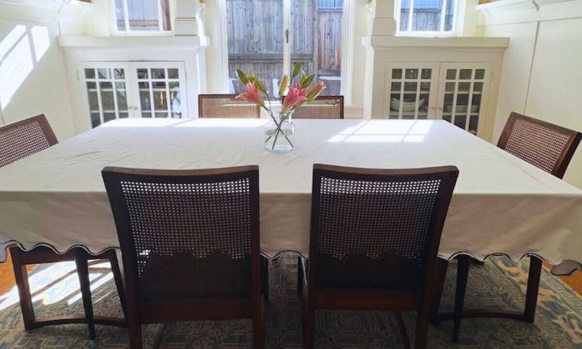 Piedmont Avenue House | Peaceful Garden Craftsman