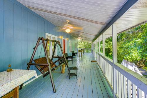 Harrison House | Peaceful Harrison Duplex w/Porch & Grill!