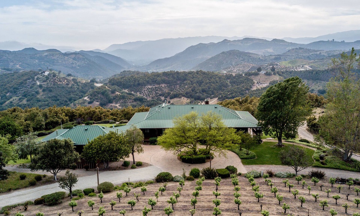 Temecula House | Peaceful Luxury Ranch Retreat