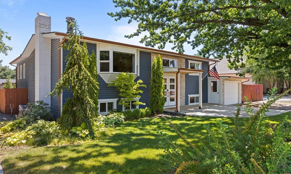 Eagle House | Peaceful, spacious home in Eagle
