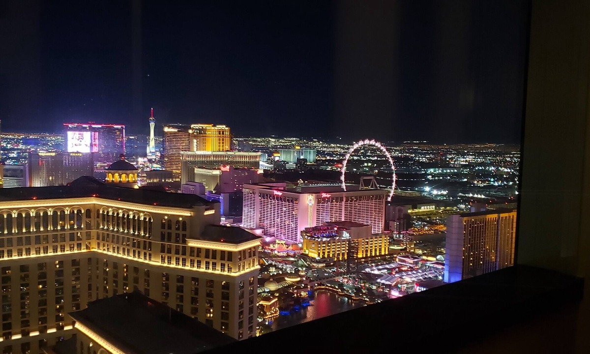 Las Vegas Strip Hotel | Penthouse Suite Vdara Hotel 55thfl. 1BDR stunning Vegas strip views. City center