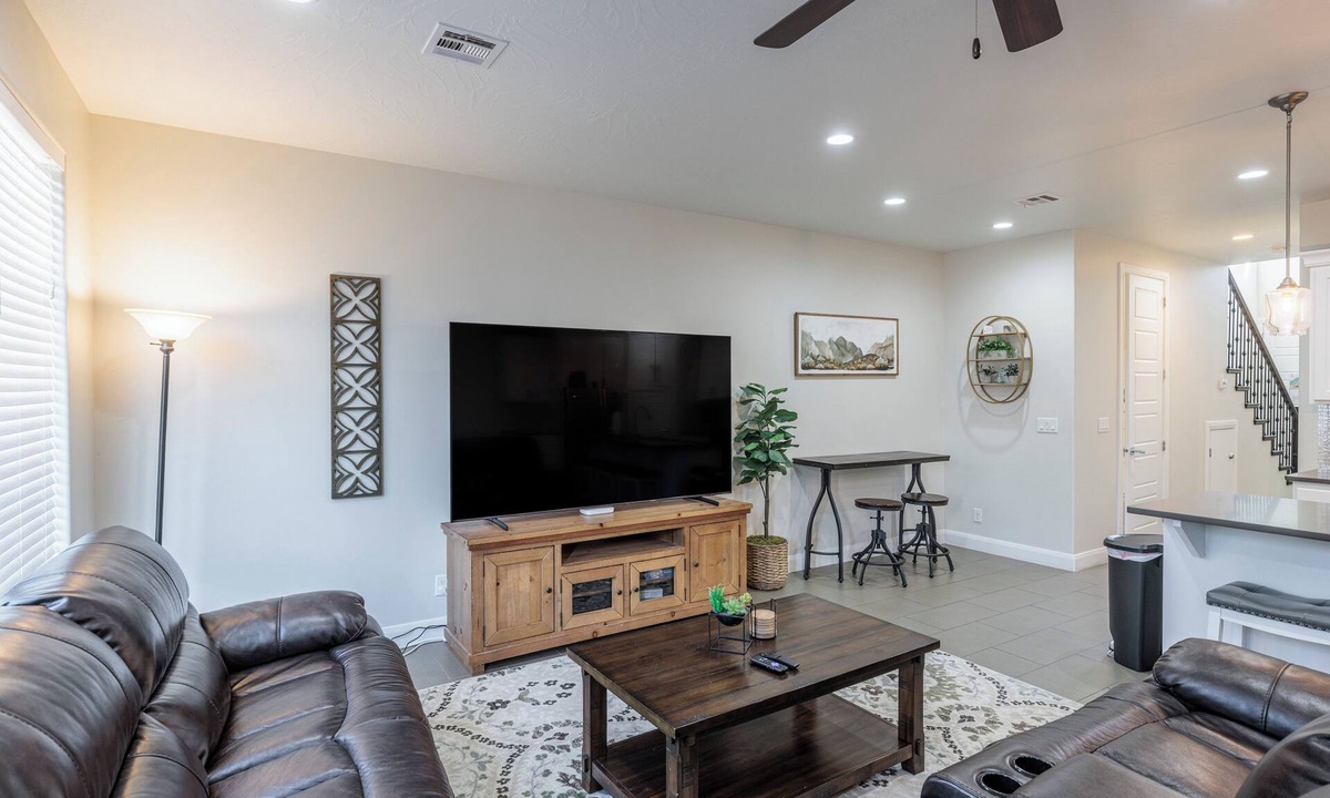 St. George Villa | Pet-Friendly 3BR w/Fire Pit Near the 18th Hole