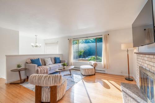 Greenwood House | Pet-friendly 4BR Seattle Retreat with Fenced Yard
