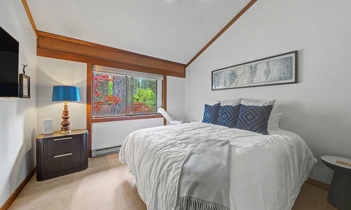 Graeagle House | Pet friendly, fully fenced, A/C