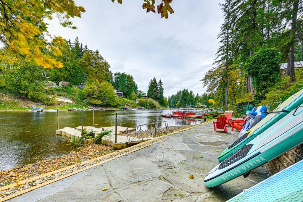 East Olympia Apartment | Pet-Friendly Studio w/Fire Pit in Olympia!