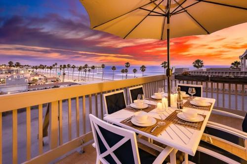 Townsite House | Pier View Retreat