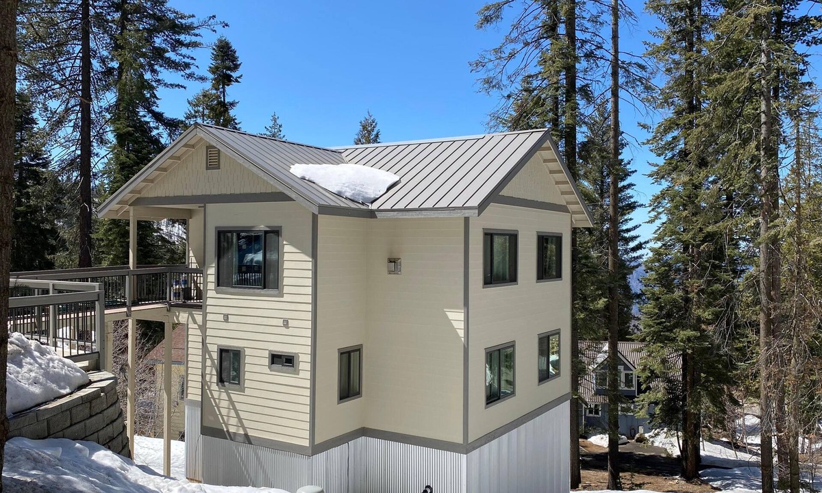 Yosemite West House | Pine Cove