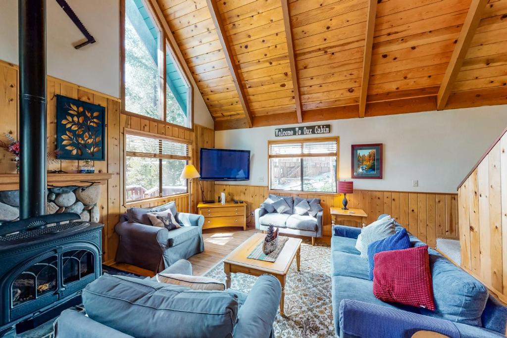 Dorrington House | Pine Paradise