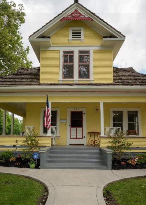 Lodi Bed & Breakfast | Poppy Sister Inn