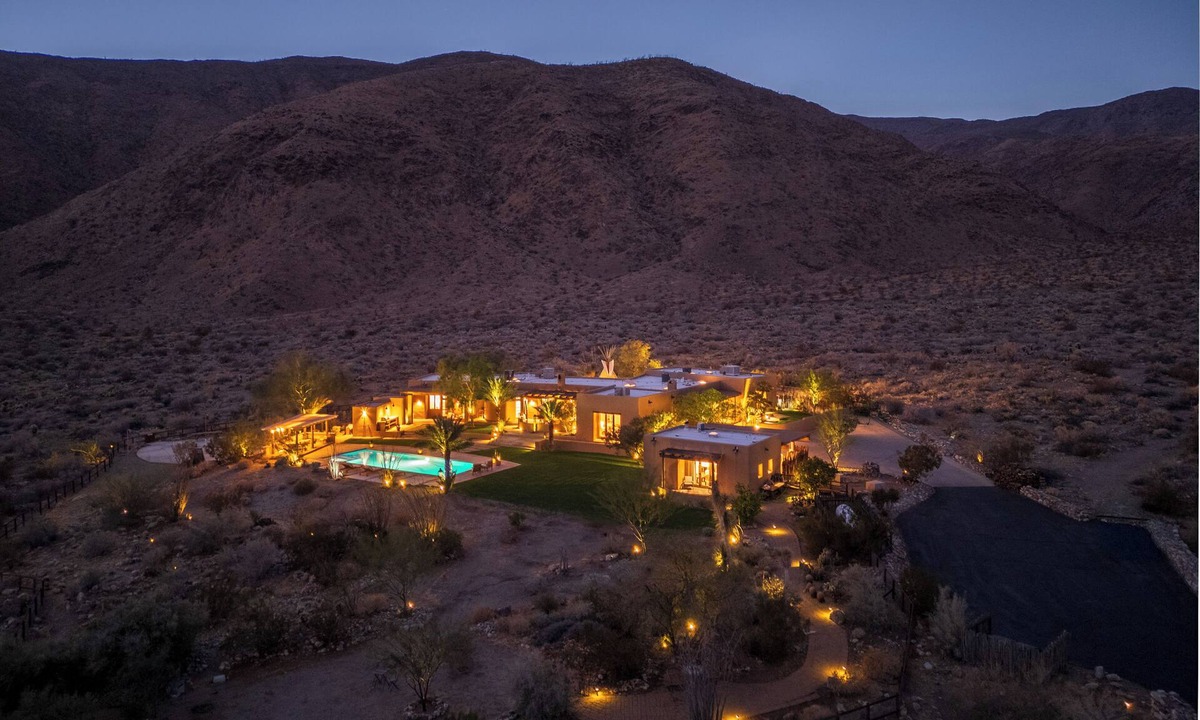 Borrego Springs Resort | Private Bohemian Desert Hacienda Estate 14-Day Minimum Stay