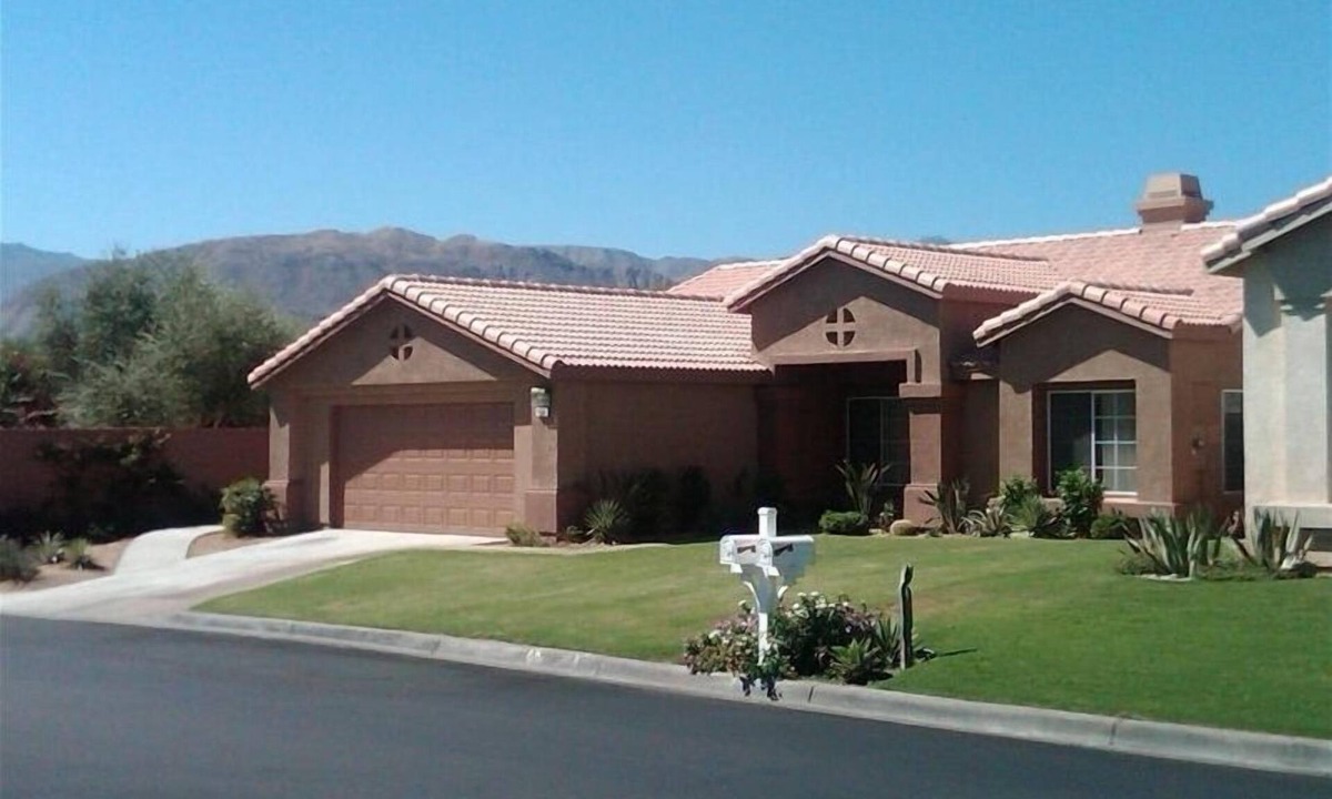Palm Desert House | Private Home w Pool, Spa,& Putting Green, excellent location