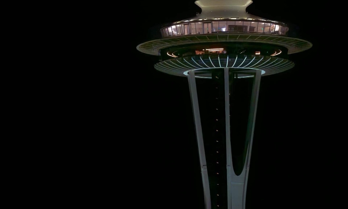 Lower Queen Anne House | Queen Anne Design Loft with Space Needle View, 7days max.