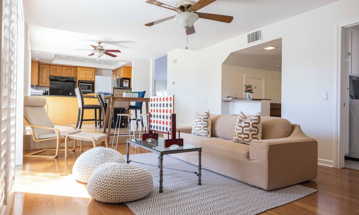 Fountain Valley House | Quiet 4 BR Home with Pool + Patio
