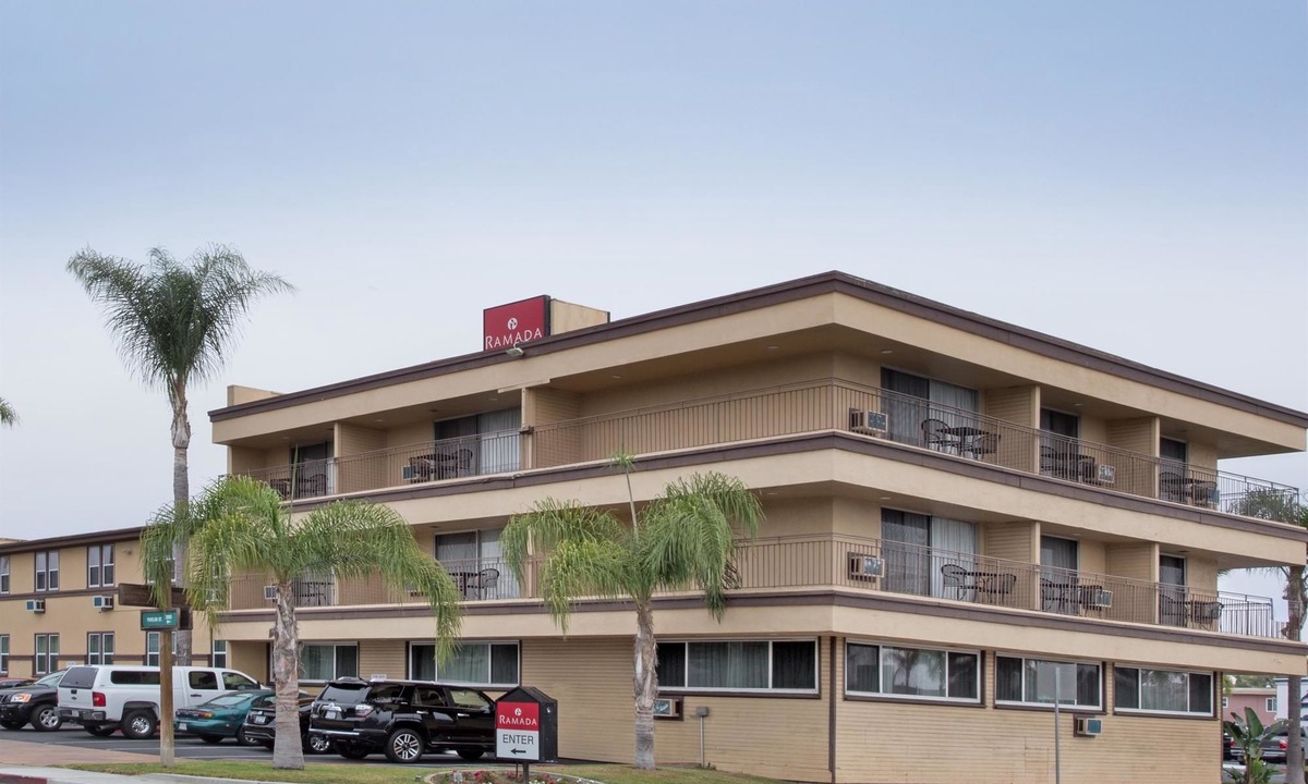 Roseville - Fleet Ridge Hotel | Ramada by Wyndham San Diego Airport