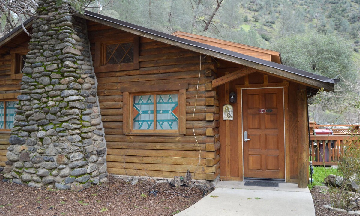 El Portal Hotel | Red Bud Lodge