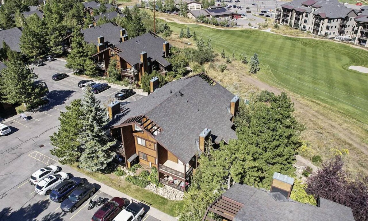 Park City Condo | Red Pine | 5 Min Walk to Lift | Pools, Hot Tubs