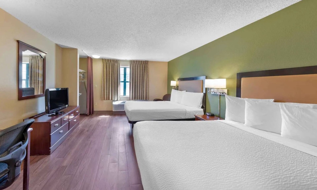 La Mirada Hotel | Relax Suites Extended Stay - La Mirada