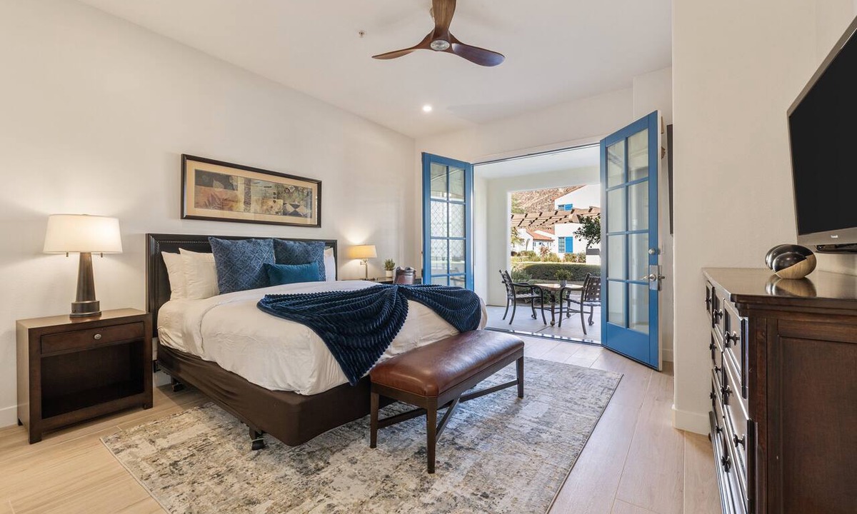 La Quinta Condo | Remodeled Deluxe King Casita, Pet Friendly! (T37-B)