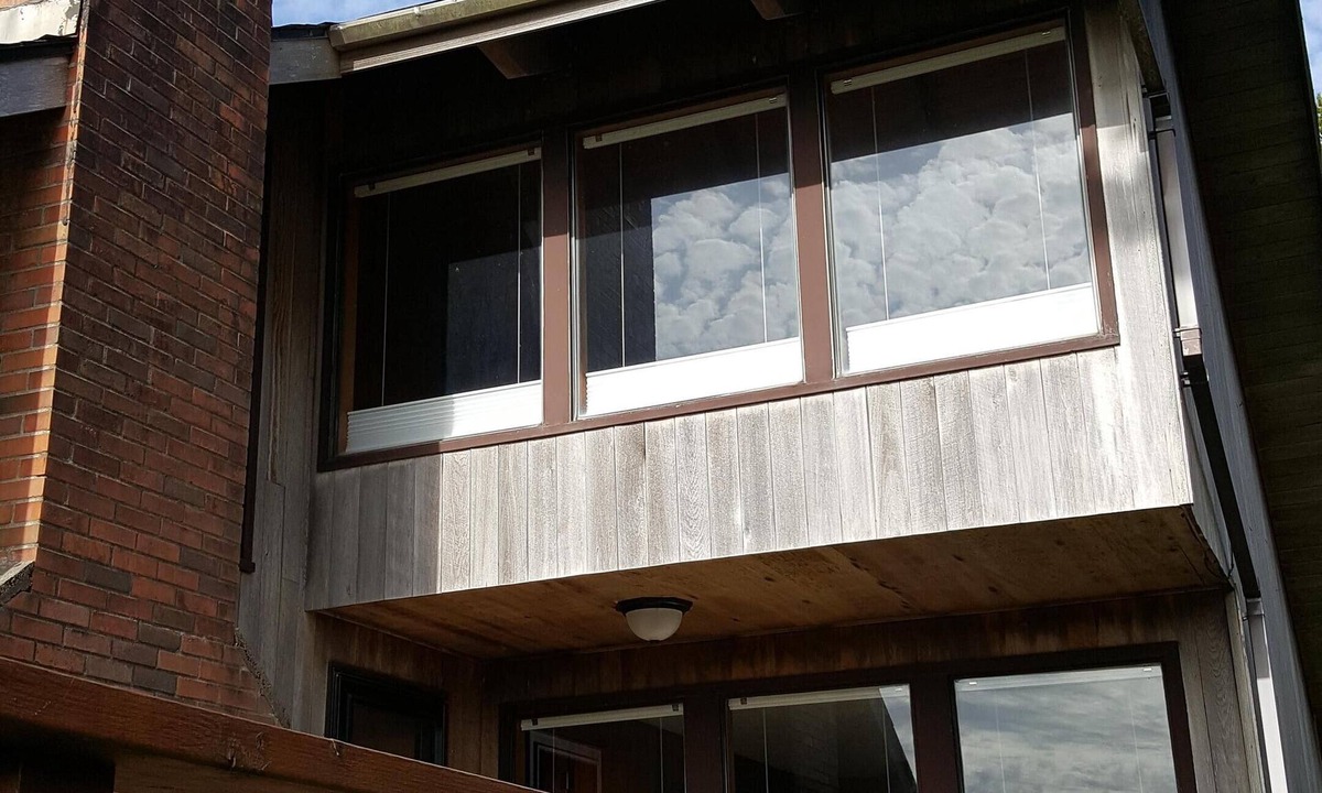 Gleneden Beach House | Remodeled Family Friendly Beach House with Vaulted Ceilings