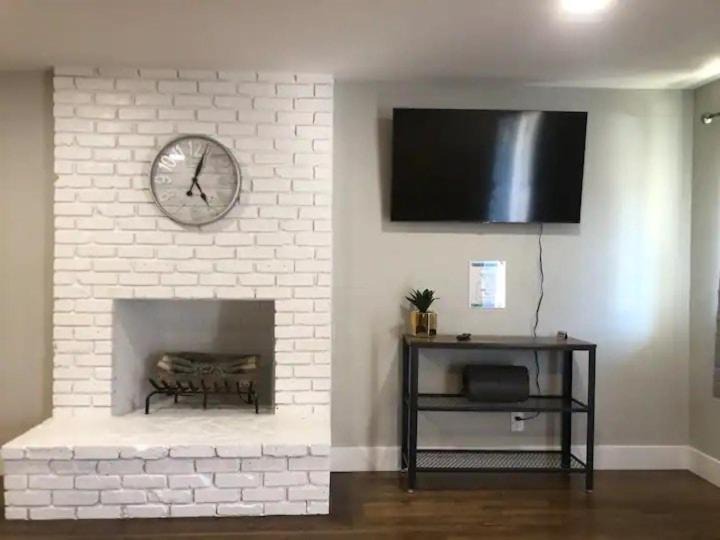West University House | Reno Remodeled 3 King Beds Near Downtown Large Yard