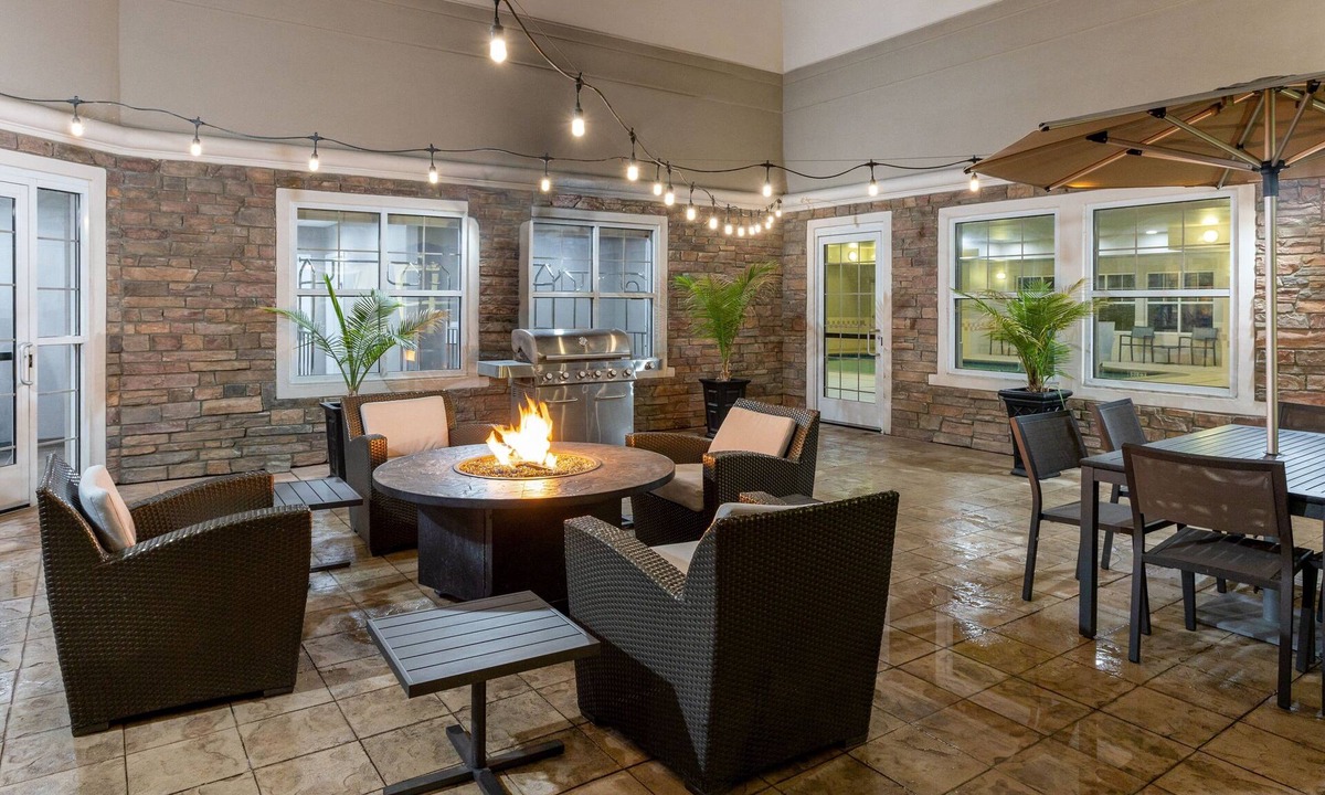 Corona Hotel | Residence Inn by Marriott Corona Riverside