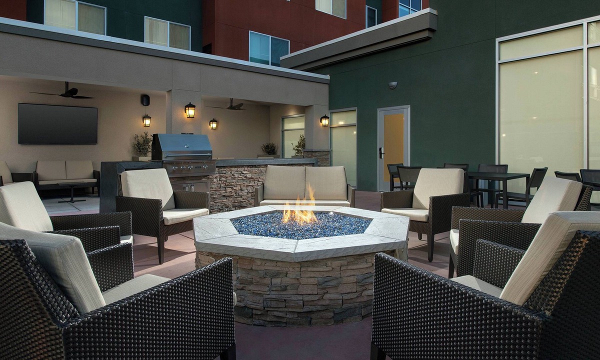 Modesto Hotel | Residence Inn by Marriott Modesto North