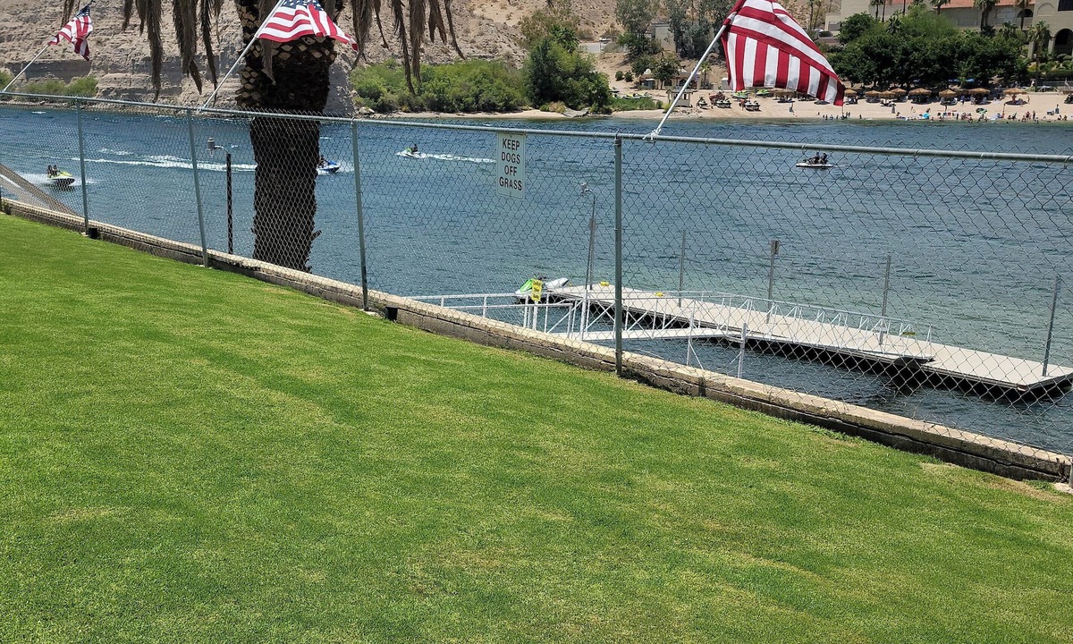 Bullhead City House | Riverfront Oasis! Sleeps 9