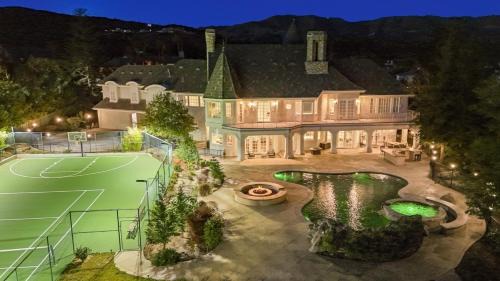 Chatsworth House | Royal Estate Near LA - Castle-Style 5BR with Pool,Hot Tub,Tennis