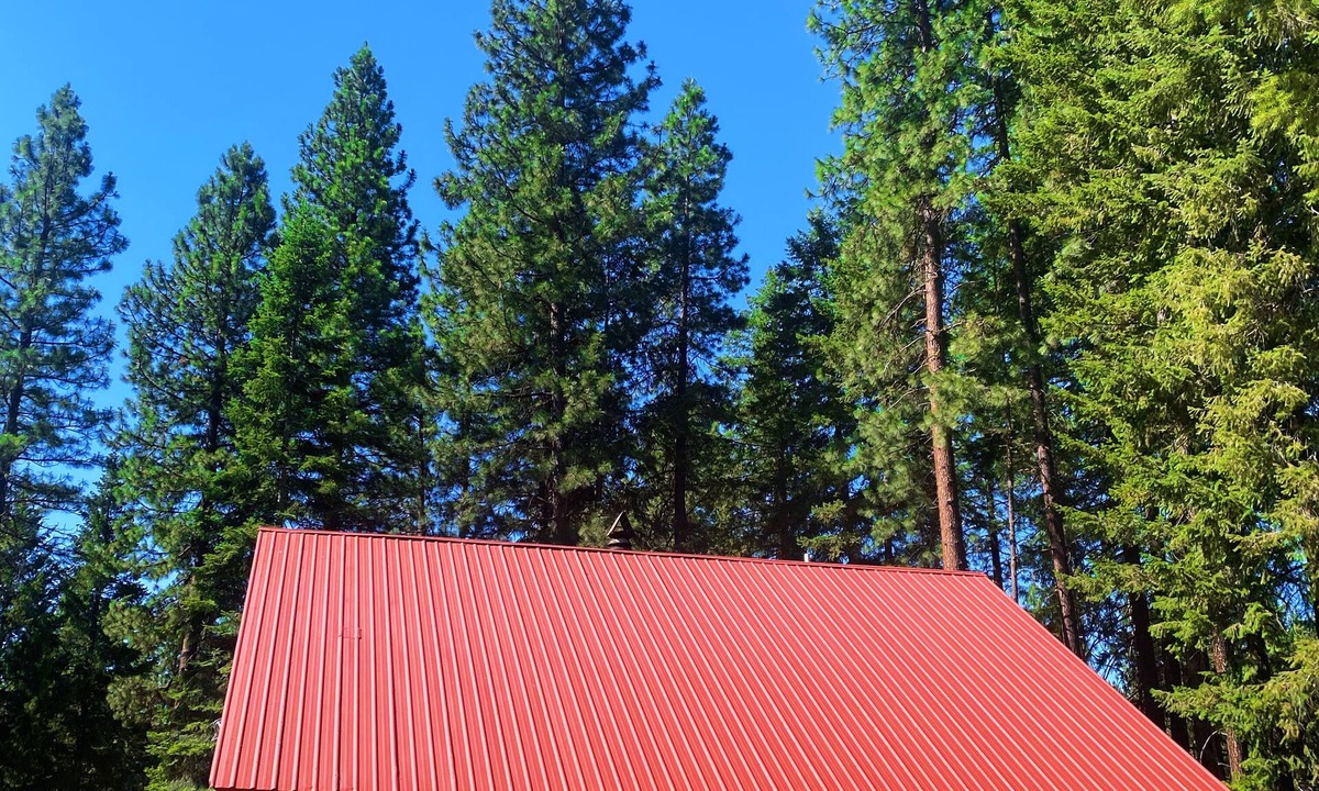Leavenworth Cabin | Rustic Retreat in Charming Leavenworth- Wifi and W/D!