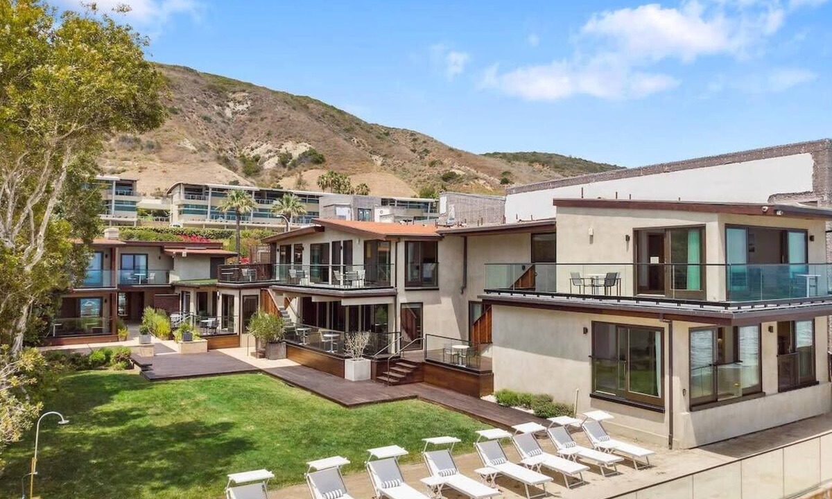Eastern Malibu Apartment | SA Beach #7 by Stay Awhile Villas