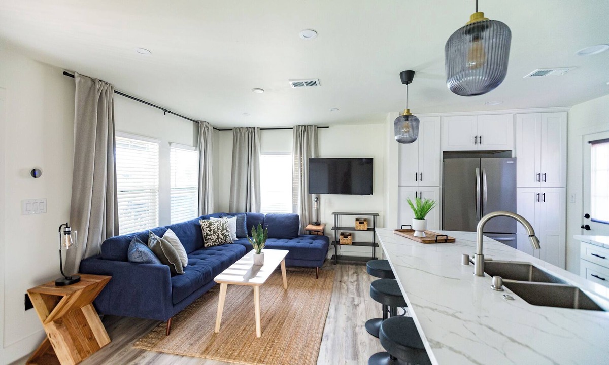 El Cerrito House | San Diego Retreat Near Beaches & SDSU