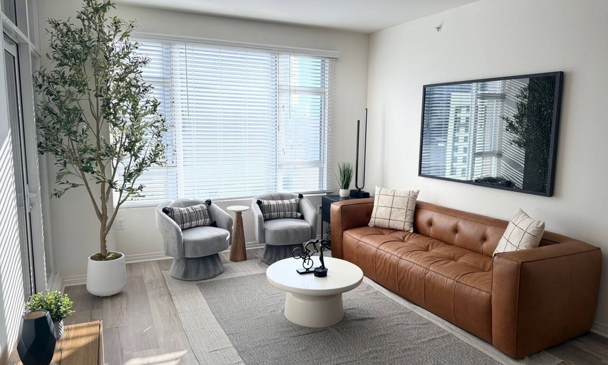 Marina District Condo | San Diego Skyline