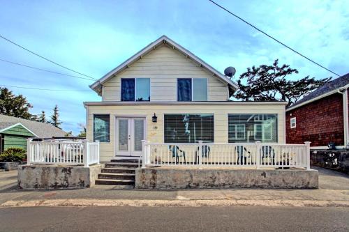 Seaside House | Sand Dollar