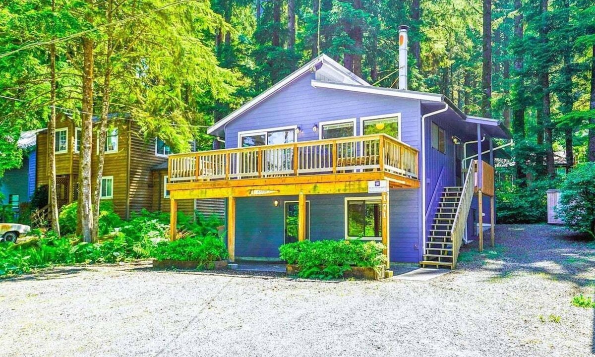 Downtown Cannon Beach House | Sandcastle Spirit - New Listing!