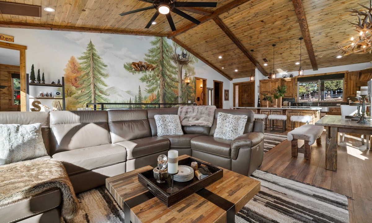 Upper Moonridge House | Shem Shack - Modern, Game Room, Wet Bar, Fire Pit