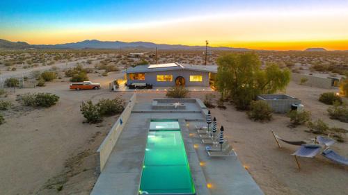 Joshua Tree House | Sky Ranch Noir by AvantStay