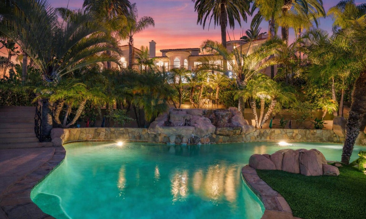 Poway House | Sleeps 17 | Resort-Style Pool + Cabanas | Exclusive Poway Stay | Sunset Estate
