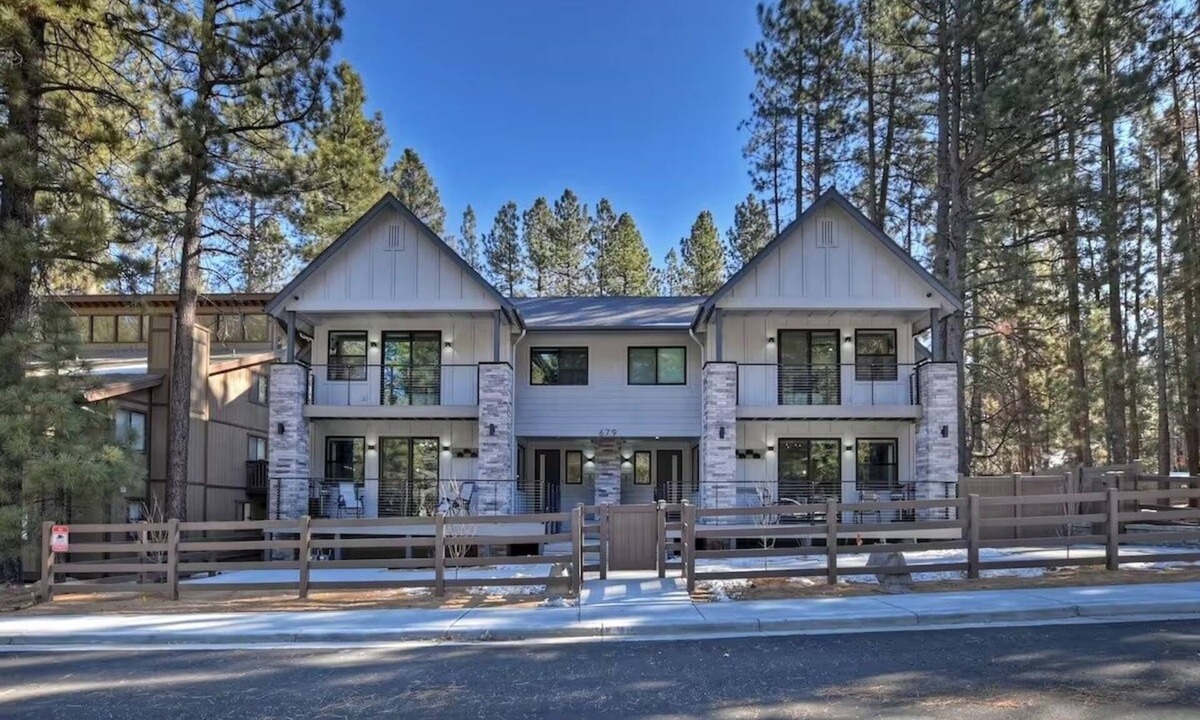 Summit Estates House | Snow Summit Luxury 8BR | Hot Tub | EV | Sleeps 28
