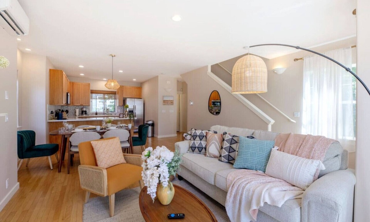 Minor House | Spacious 3B/2.5B Home in the Heart of Capitol Hill