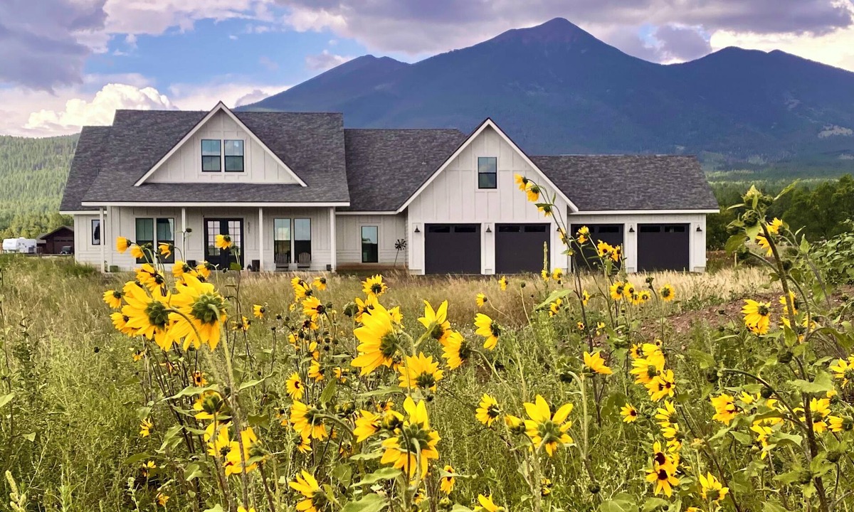 Fort Valley House | Spacious 4-bedroom house. Super quiet. close to snowbowl. Hour from Grand Canyon