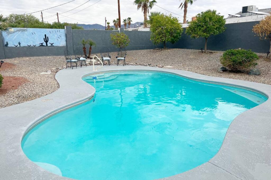 Lake Havasu City House | Spacious Getaway! Pool, Spa, Sleeps 9